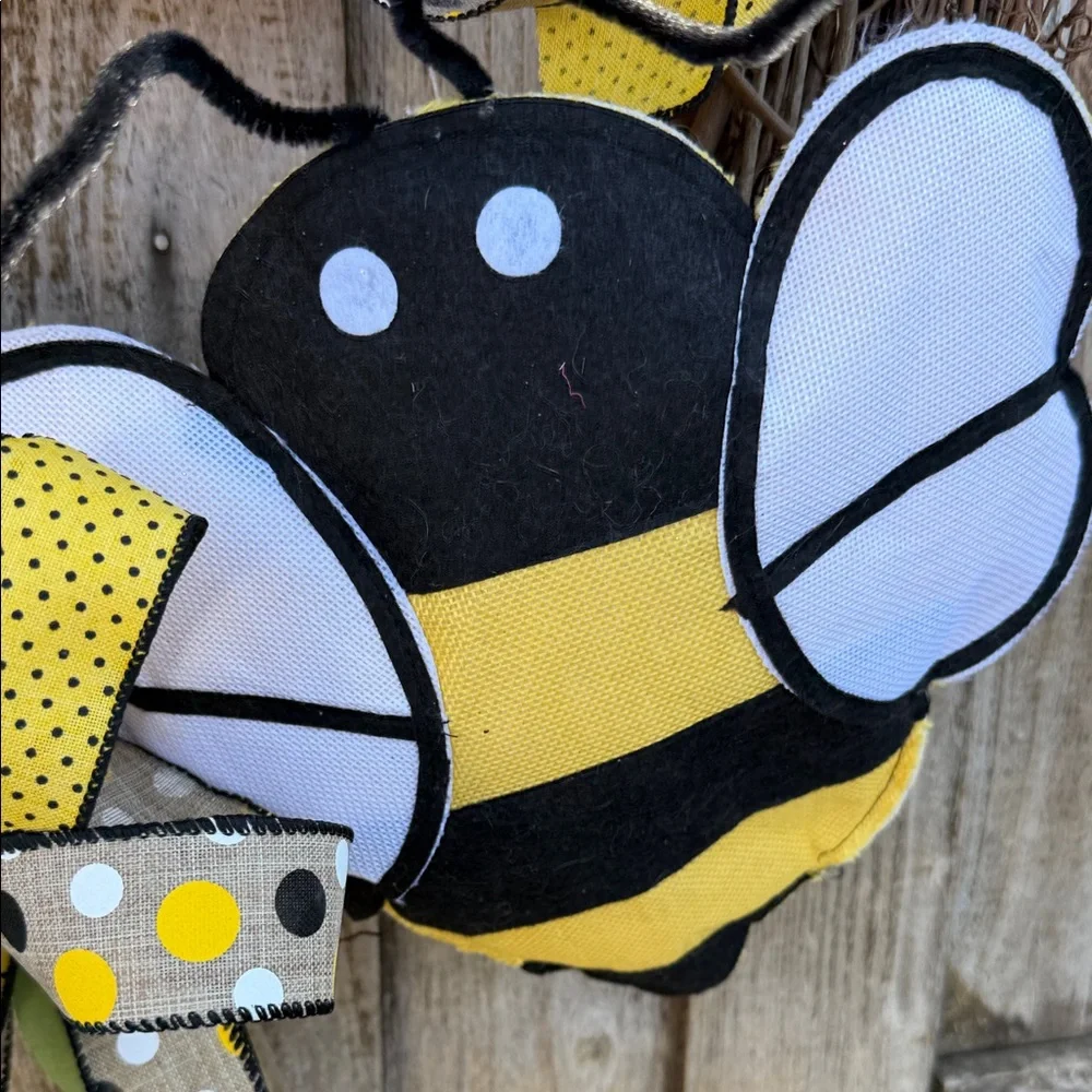 Bee Themed Grapevine Wreath with Yellow Polka Dot Ribbon